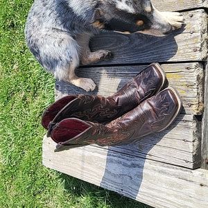 Ariat sidekicks  size 8.5